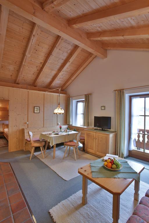 Berggasthaus Weingarten Ruhpolding Oda fotoğraf